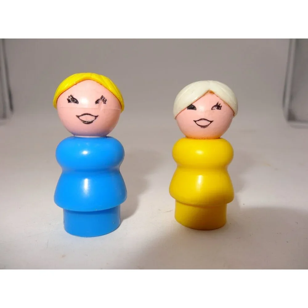 Fisher Price Little People White Hair Grandma and Woman‎ Yellow Hair Blue Dress